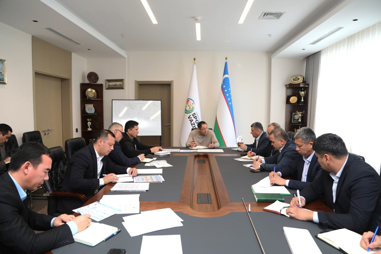 Sport vaziri huzurida jismoniy tarbiya va sport sohasida ilmiy tadqiqot va innovasion faoliyatni yanada takomillashtirish hamda talabalar sportini rivojlantirish masalalari yuzasidan taqdimot o‘tkazildi